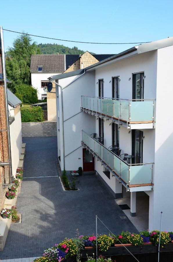 Gaestehaus Am Hochsimmer Ettringen  Bagian luar foto