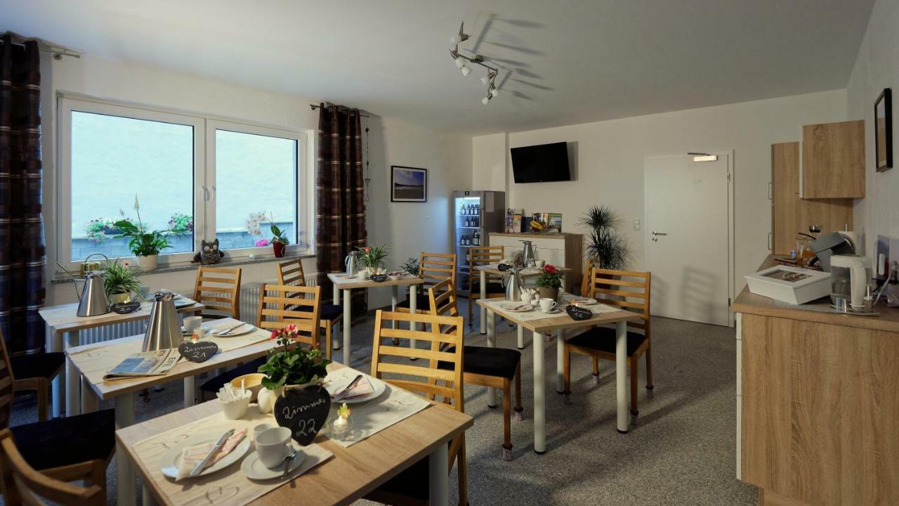 Gaestehaus Am Hochsimmer Ettringen  Bagian luar foto