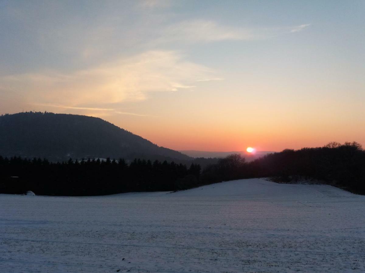 Gaestehaus Am Hochsimmer Ettringen  Bagian luar foto